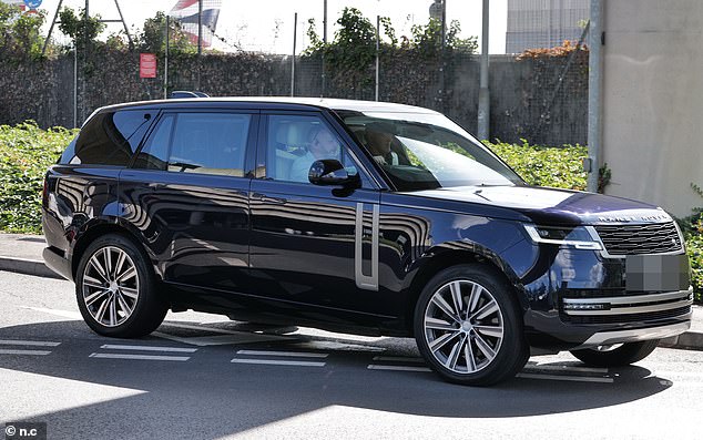 W8media.NO CREDITW8media Prince Harry Security Heathrow airport.Prince Harry lands at the Windsor suite today and driven away in a Range Rover .08/09/2025.