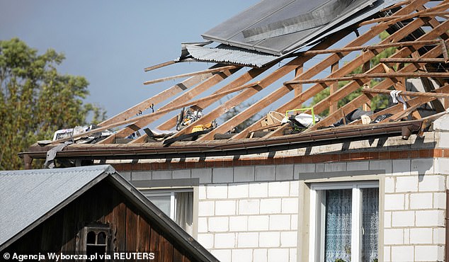 A house is damaged after a drone or similar object struck a residential building according to local authorities, following violations of Polish airspace during a Russian attack on Ukraine, in Wyryki municipality, Poland September 10, 2025.  Agencja Wyborcza.pl/Jakub Orzechowski/via REUTERS   ATTENTION EDITORS - THIS IMAGE WAS PROVIDED BY A THIRD PARTY. POLAND OUT. NO COMMERCIAL OR EDITORIAL SALES IN POLAND.