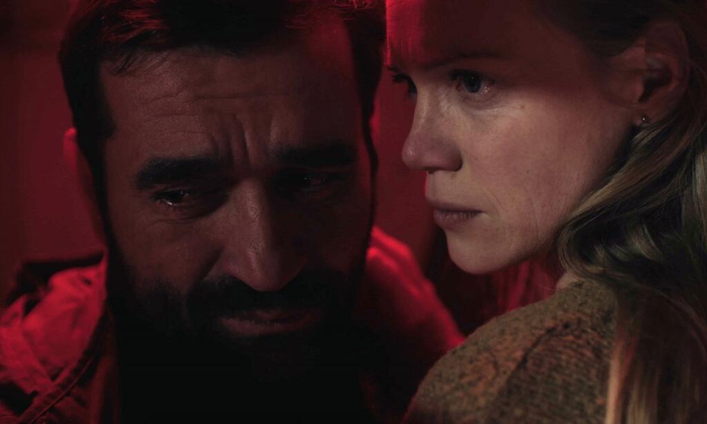 Milan Ondrík a Dominika Morávková vo filme Otec.