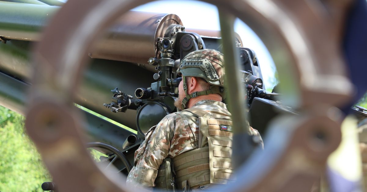 Slovenija ustanovila državno obrambno podjetje Dovos