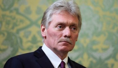 Kremlin: Russia-Ukraine communications ‘on pause’