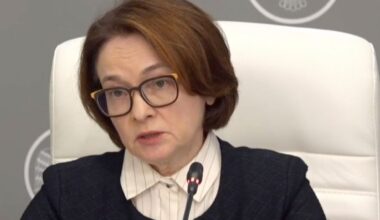 Russia cuts interest rate to 17% as wartime economy slows while deficit grows