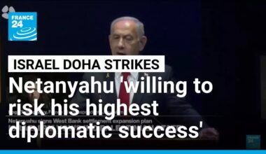 'Netanyahu willing to risk his highest diplomatic achievement in order to keep his base'