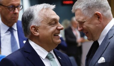 AMERICKÝ SENÁTOR LINDSEY GRAHAM VYZVAL MAĎARSKO A SLOVENSKO, ABY UKONČILI NÁKUPY RUSKEJ ROPY