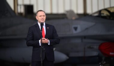 Polens Präsident verknüpfte Reparationsforderung mit Stärkung der Nato-Ost-Flanke