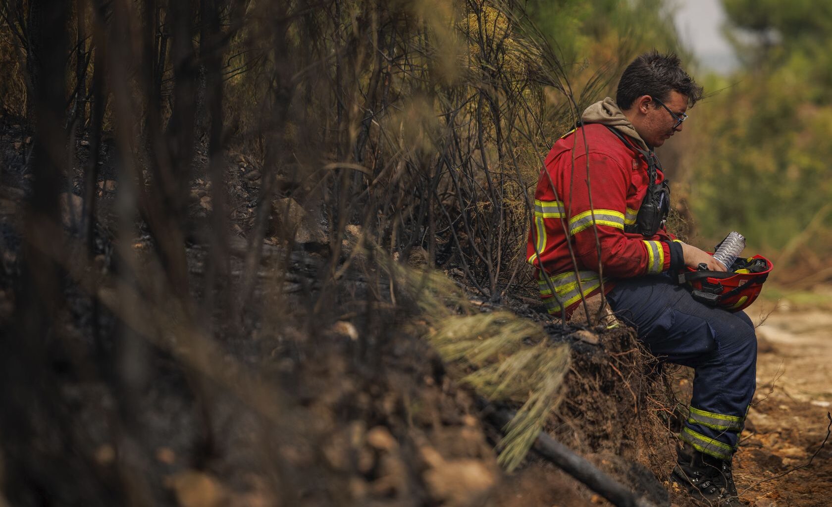 Plans to professionalise firefighting first responders