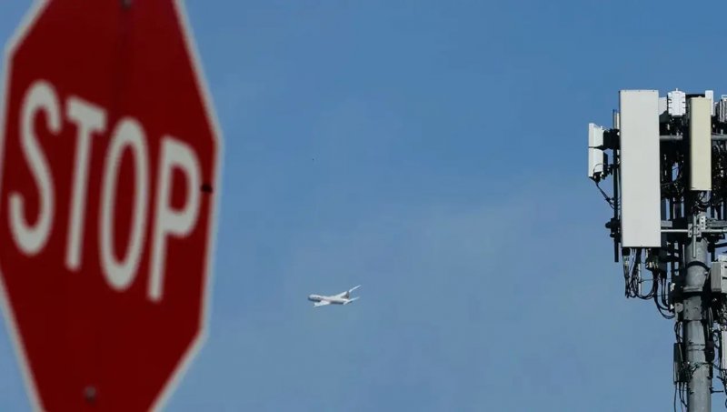 Latvia prolongs closure of airspace over Russia, Belarus borders