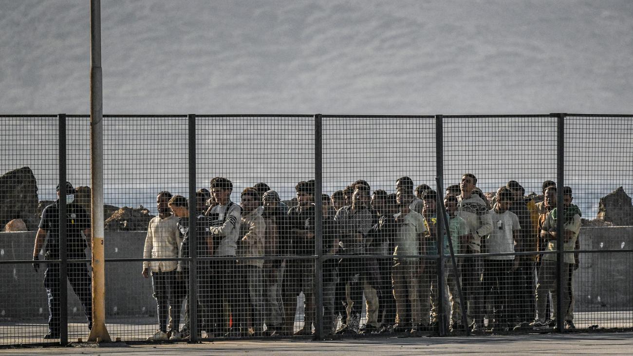 Migration: Deutschland schiebt deutlich mehr Menschen nach Griechenland ab