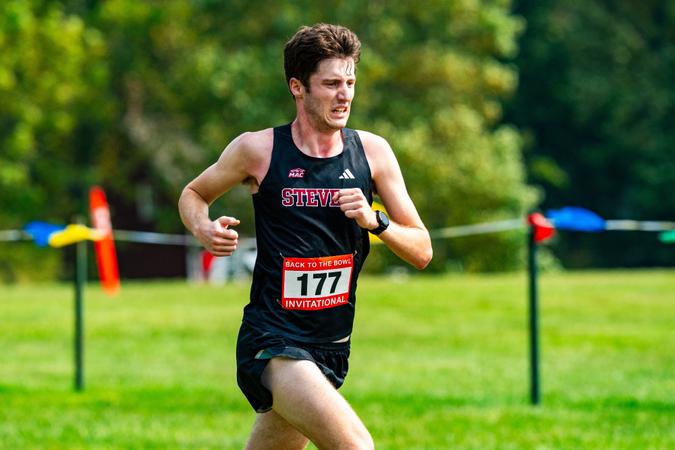 Men's Cross Country Places Third at Aggie Invitational