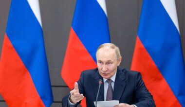 Putin offers Trump one-year extension to nuclear weapons treaty