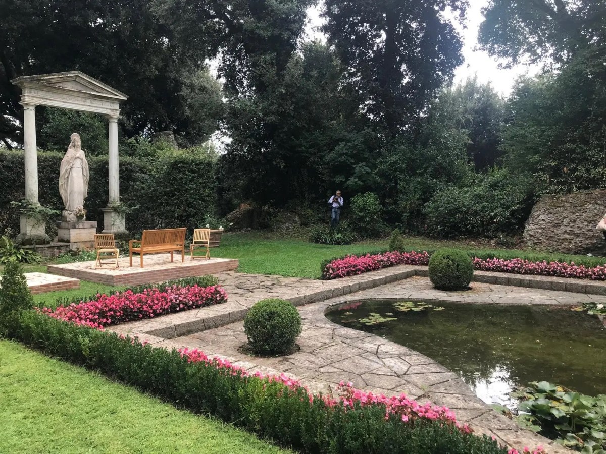 Pope spending Padre Pio feast at Castel Gandolfo