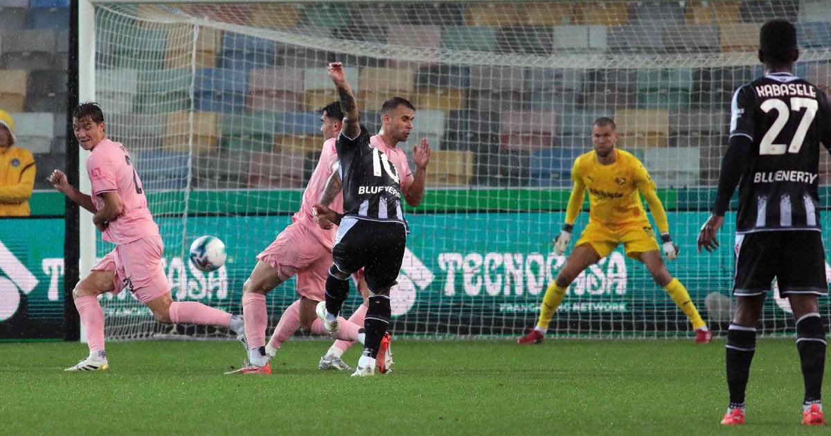 Coppa Italia. Al via i sedicesimi: in corso Milan-Lecce. Udinese-Palermo 2-1