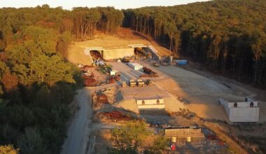 Cum sunt construite marile tuneluri de autostradă din România. Metode sofisticate alese pentru construcțiile cu lungimi record