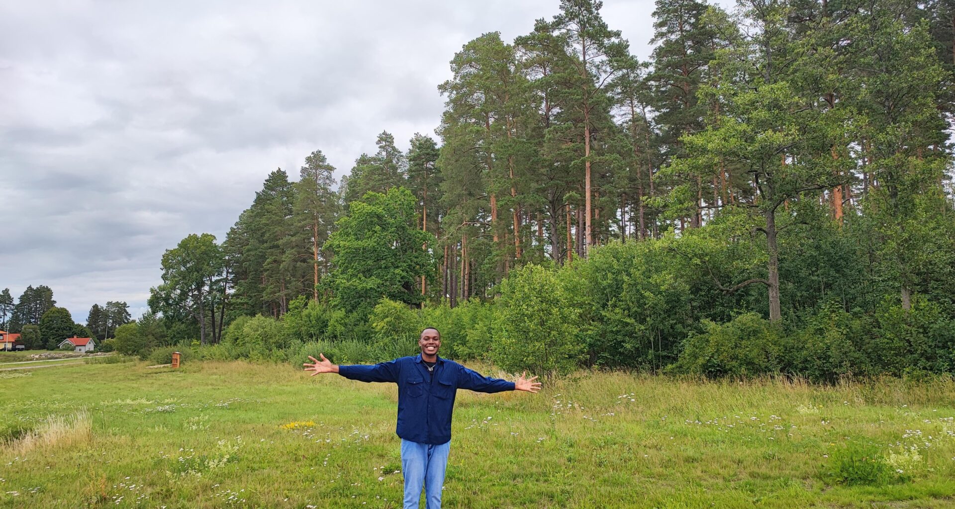 Any tips on where to go around Linköping to meet new people ???