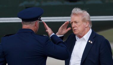 Trump to meet bipartisan congressional leaders Monday as shutdown looms