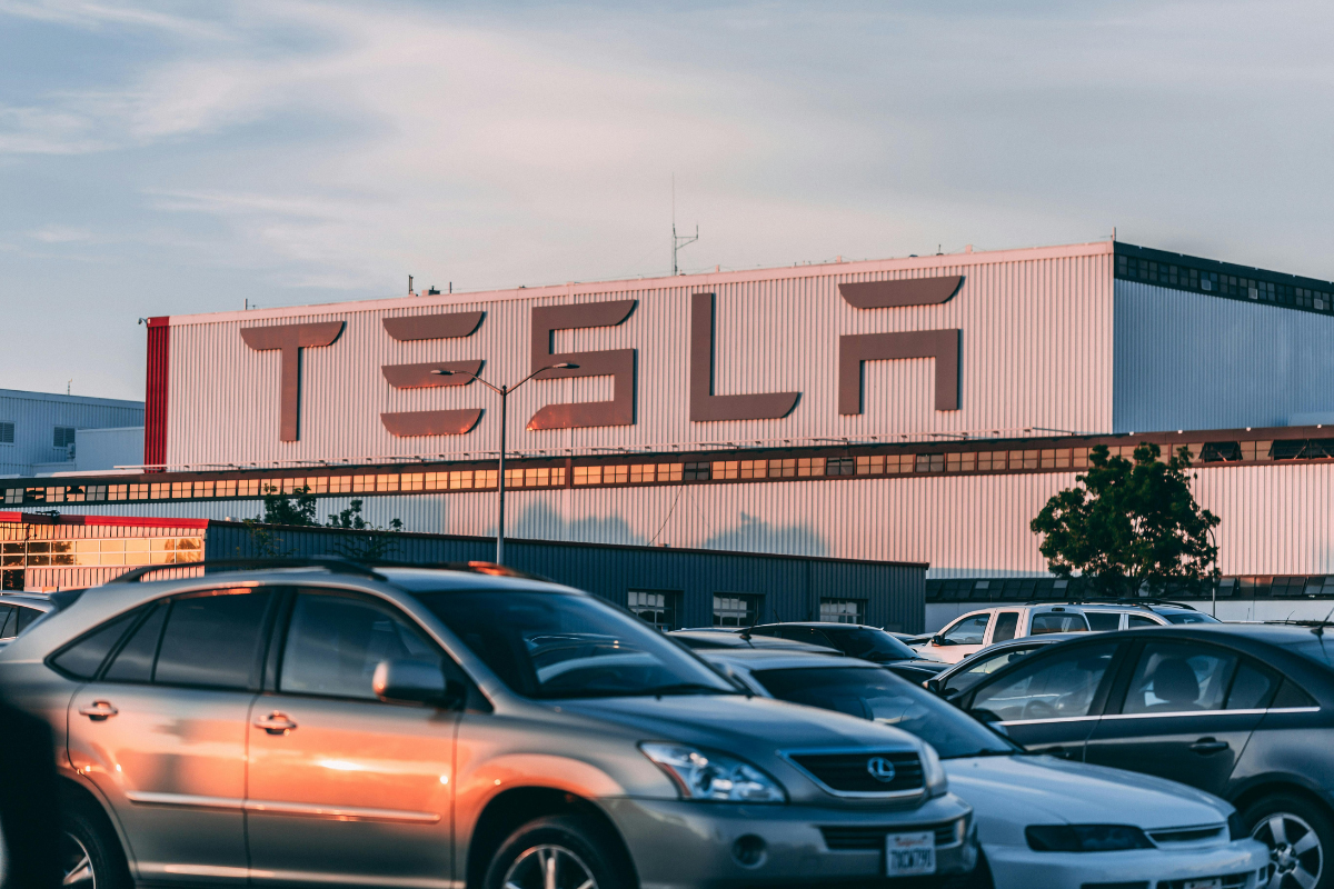 Tesla UK Sales Suffer £500m Loss As Brits Continue To…