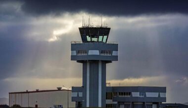 Reports of drones near Keflavík Airport