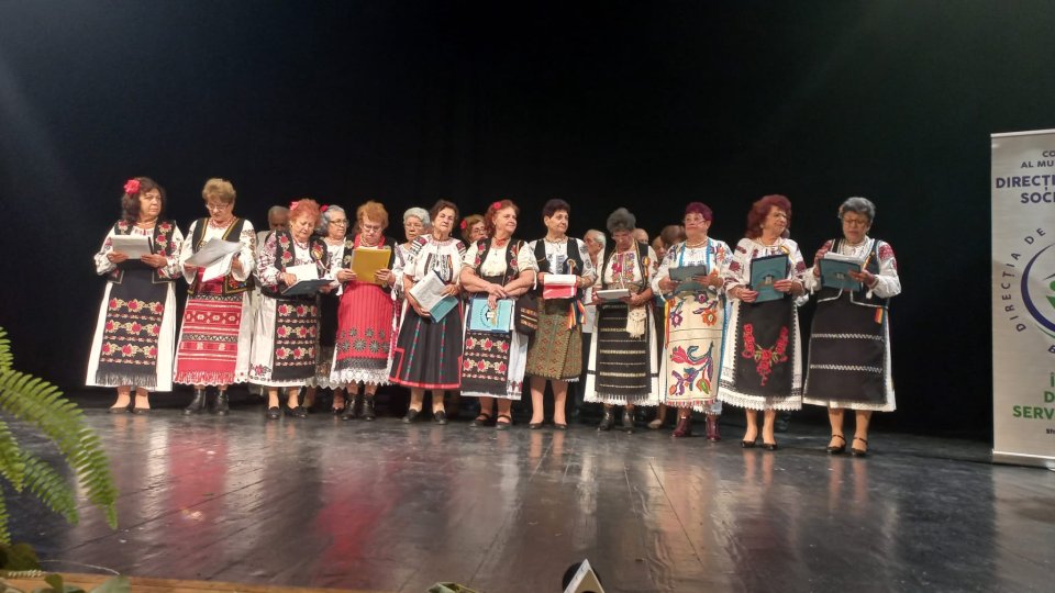 Toamnă de poveste, pentru pensionari, la Reduta