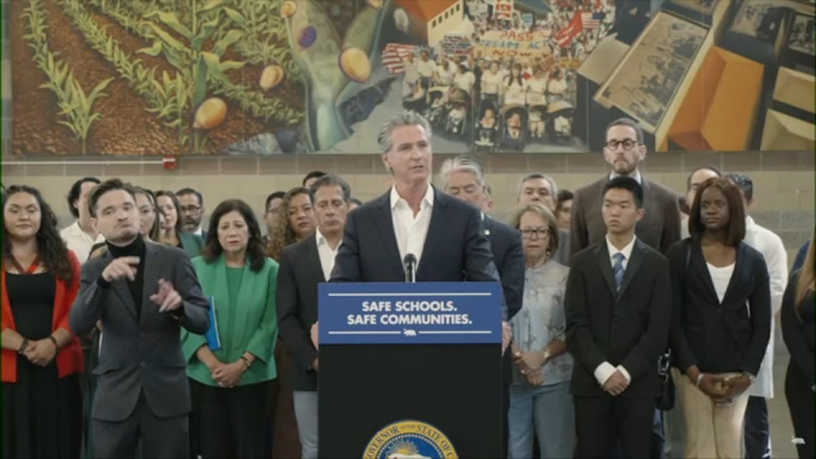 California bans most law enforcement officers from wearing masks during operations