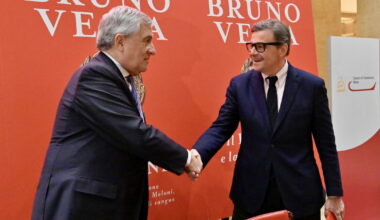 Calenda: “Convergenza con FI? A Milano vediamo. In Italia serve un fronte repubblicano: Tajani ci segua”