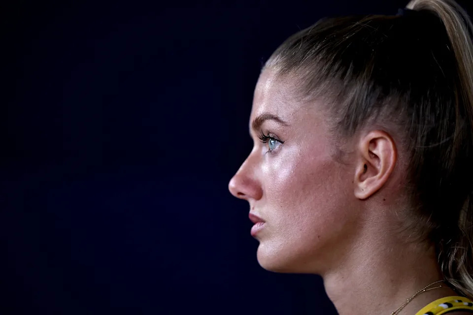 MUNICH, GERMANY - AUGUST 16: Alica Schmidt of Germany prepares to compete in the Women's 400m Semifinal 3 on day 6 of the European Championships Munich 2022 at Olympiapark on August 16, 2022 in Munich, Germany.