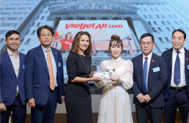 Vietjet charts bold path to Wall Street