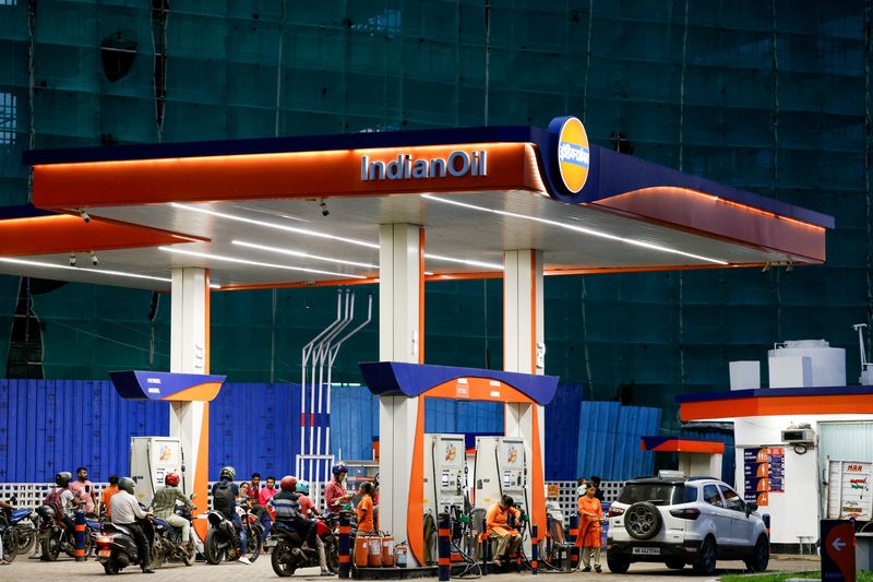 Indian Oil skips US crude, buys Nigerian, Mideast oil via tender, say sources