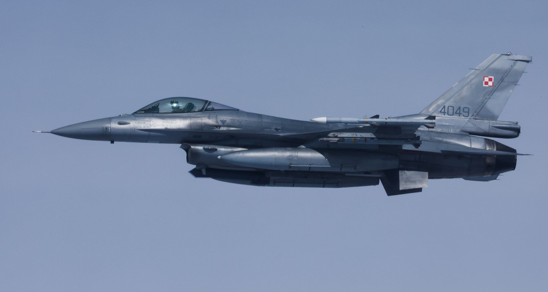 Poland downs drones during airspace intrusion as Russia attacks Ukraine | Military News