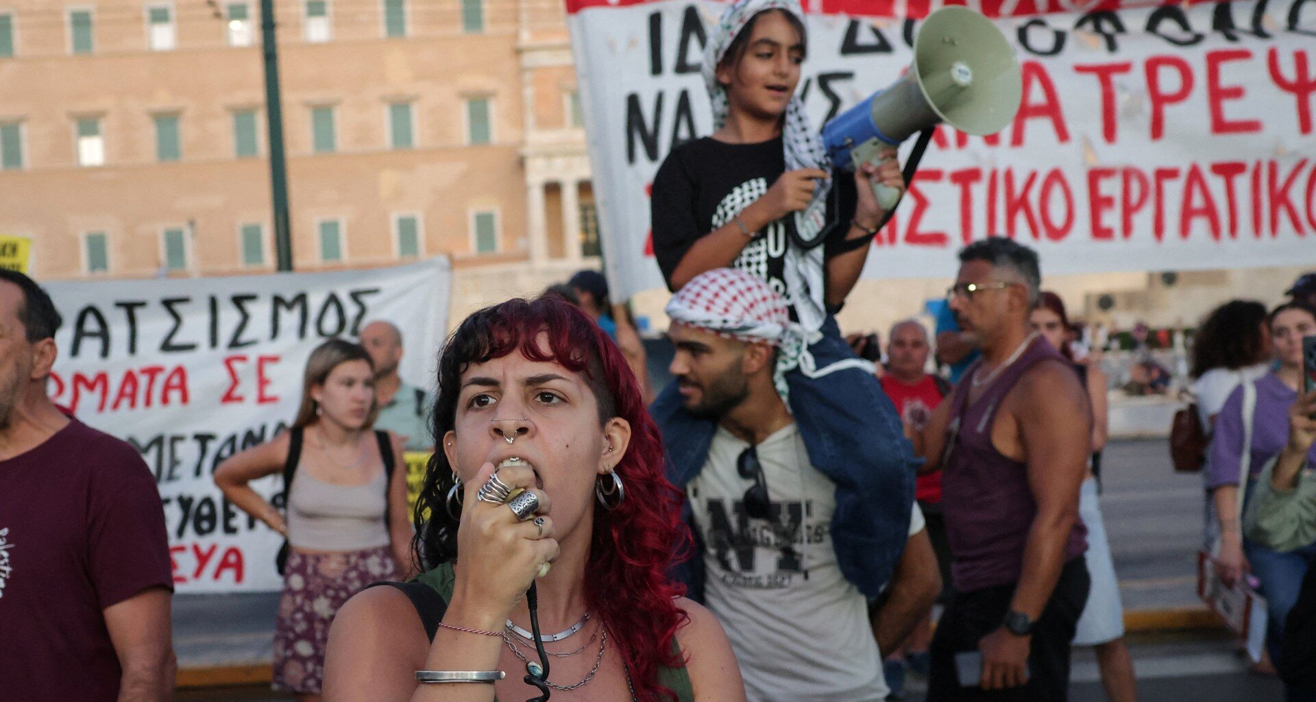 Greece’s expansive refugee deportation law tests limits of rights in EU | Refugees News