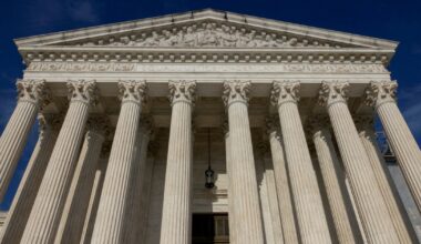 US gov’t asks Supreme Court to end protections for Venezuelan migrants | Donald Trump News