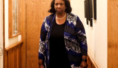US DoJ asks court for emergency ruling to remove Cook from Fed board | Banks News