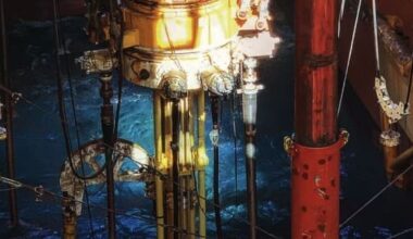 Drilling offshore