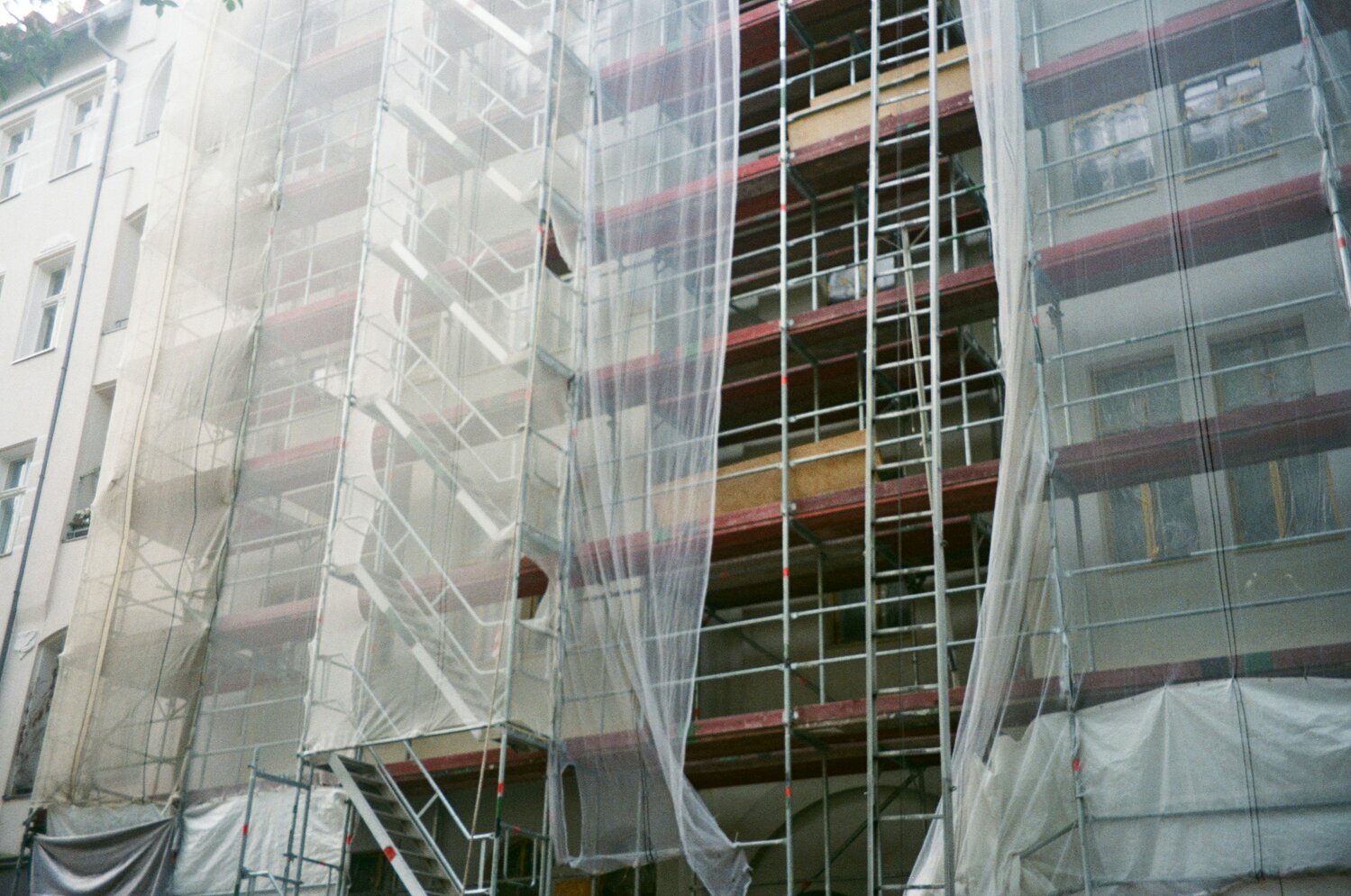 Canada’s Construction Plastics Waste Crisis Exposed