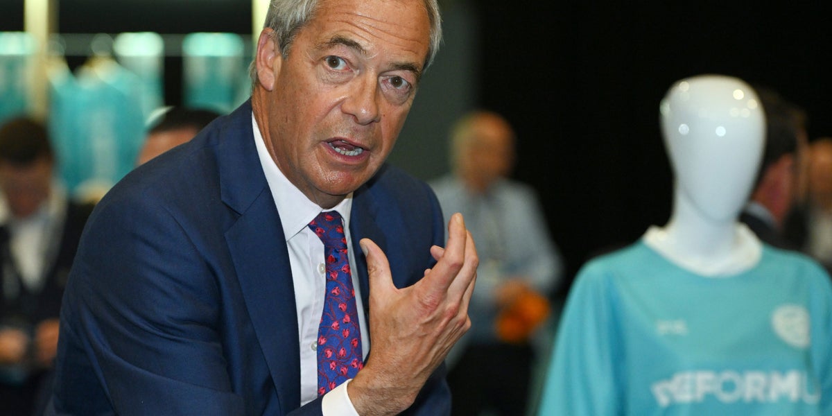 Farage's Big Immigration Crackdown Is Already 'Falling Apart'. Here's Why
