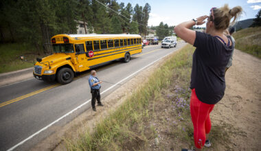 Shooting at Evergreen High School leaves three students with gunshot wounds, including the suspected shooter