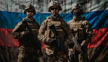 Кировск е наш! Руските войски се възползваха от елемента на изненадата. Руската армия се приближава към Славянск.