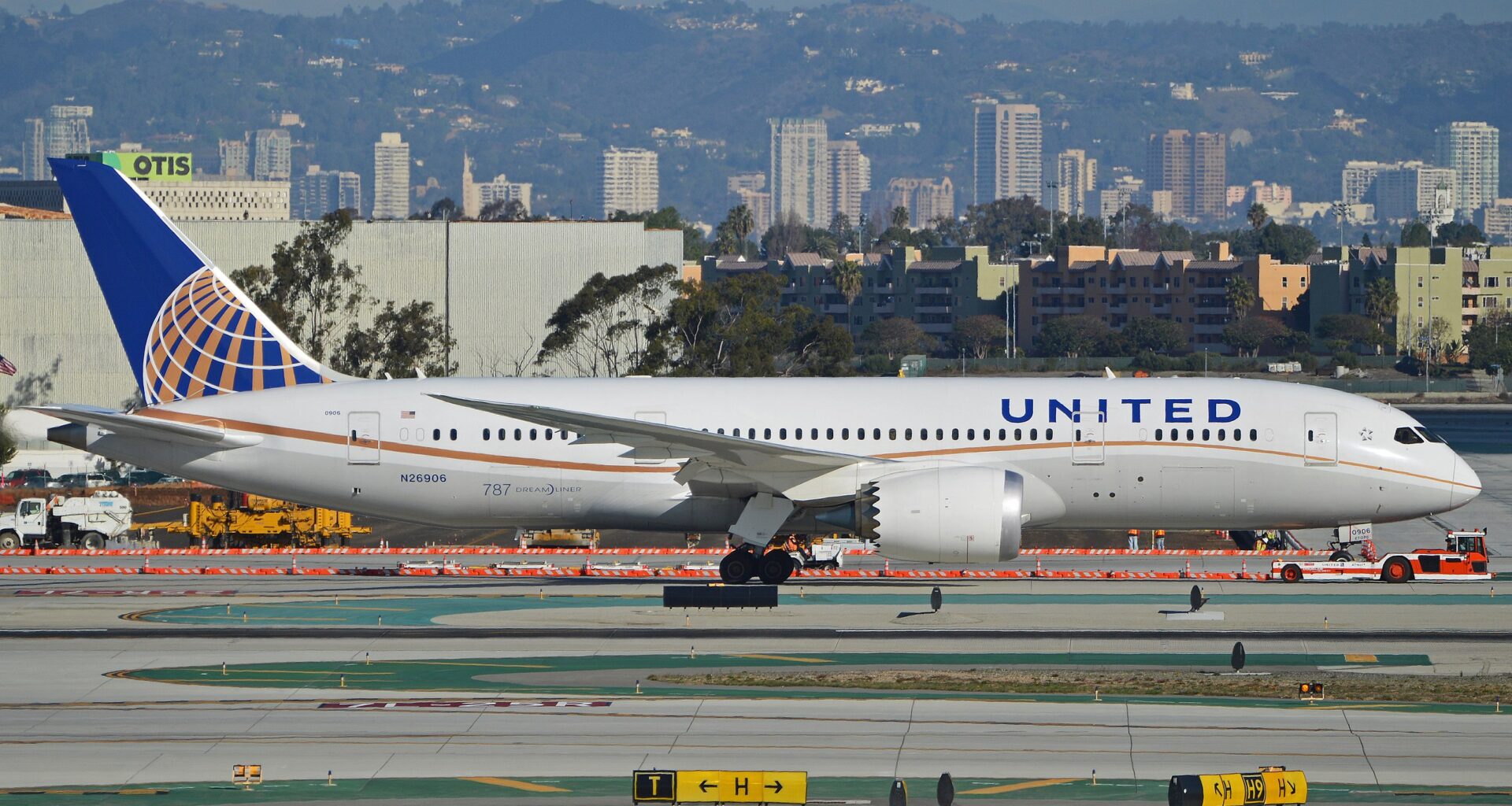 United Airlines Resumes Flights to Tel Aviv from Chicago and Washington D.C.