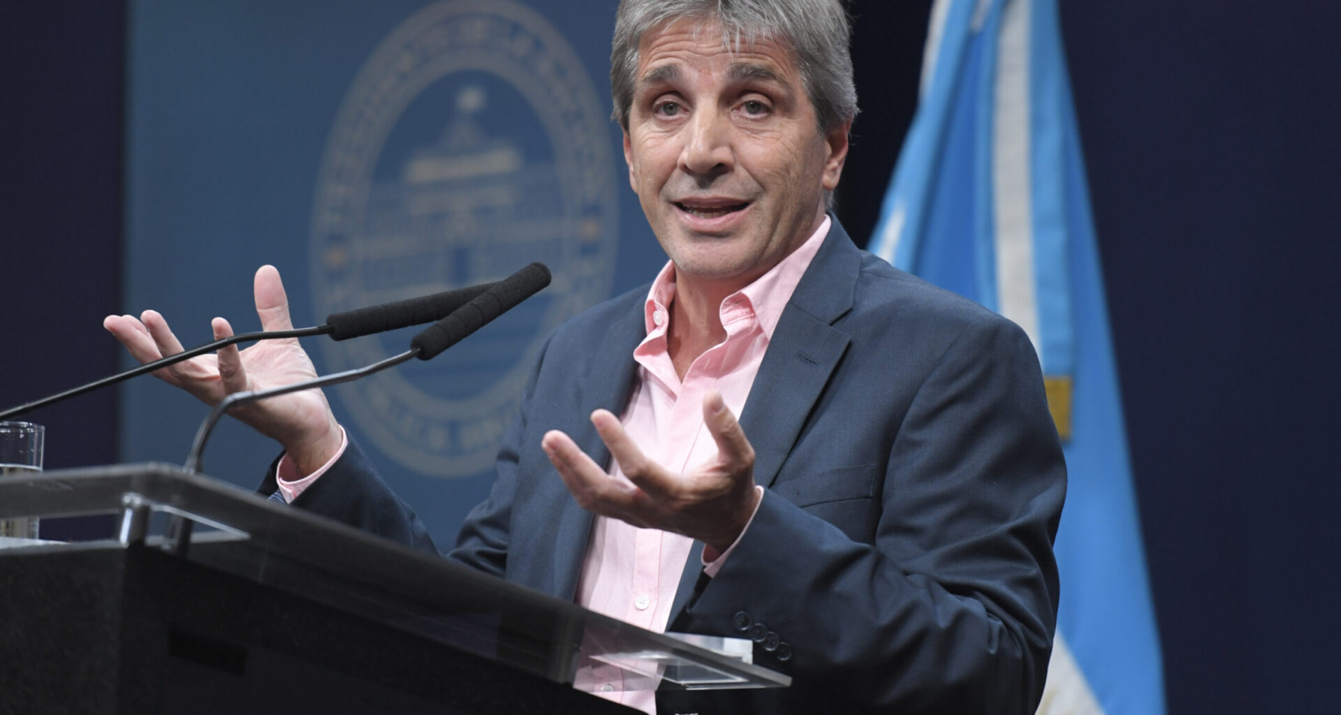Caputo vows to sell ‘down to the last dollar’ as Central Bank loses US$1.1 bn in 3 days
