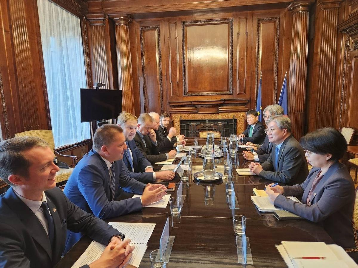 Korea, Czech Republic agree to ensure smooth completion of Dukovany nuclear power plant project