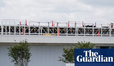 Trump news at a glance: South Koreans arrested in Ice raid at Hyundai, Pentagon rebranded as ‘Department of War’ | Trump administration