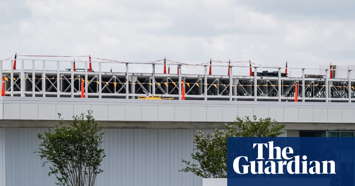 Trump news at a glance: South Koreans arrested in Ice raid at Hyundai, Pentagon rebranded as ‘Department of War’ | Trump administration