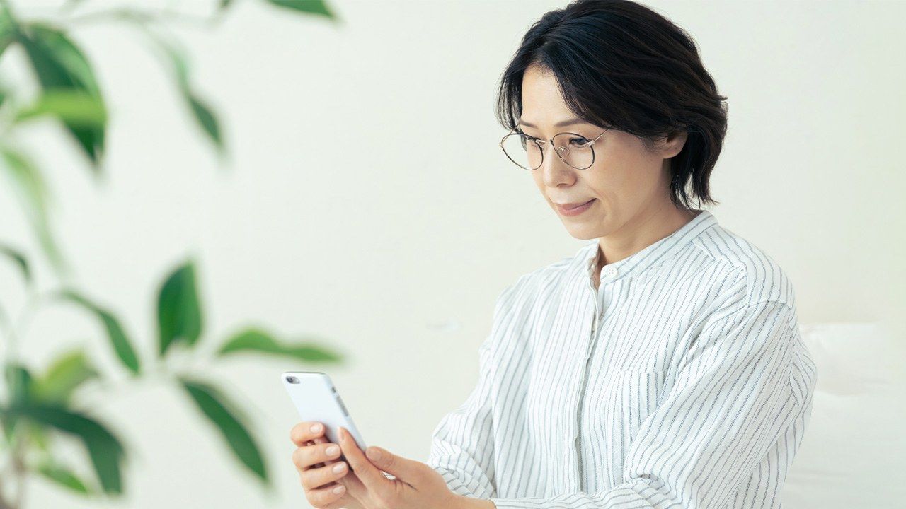 Aging Concerns: Survey in Japan Finds Hair the Biggest Worry