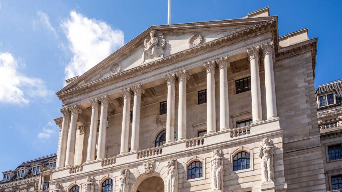 Rate cut expectations fade as City adjusts for late budget