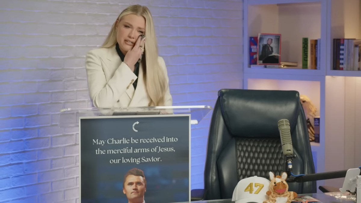 Charlie Kirk’s wife Erika thanks Trump and JD Vance in tearful statement