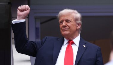 Donald Trump booed as first sitting President to attend US Open in 25 years — see photos