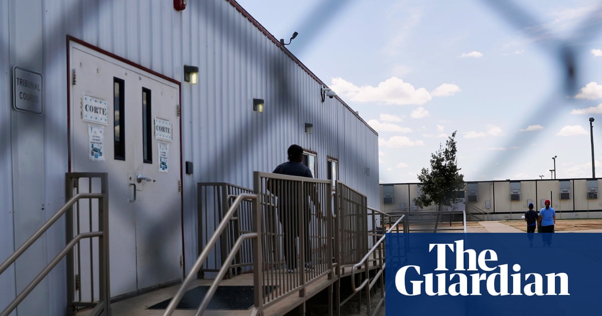 Children left short of clean water and sleep amid ‘prolonged’ detention by Ice, watchdog groups allege | Ice (US Immigration and Customs Enforcement)