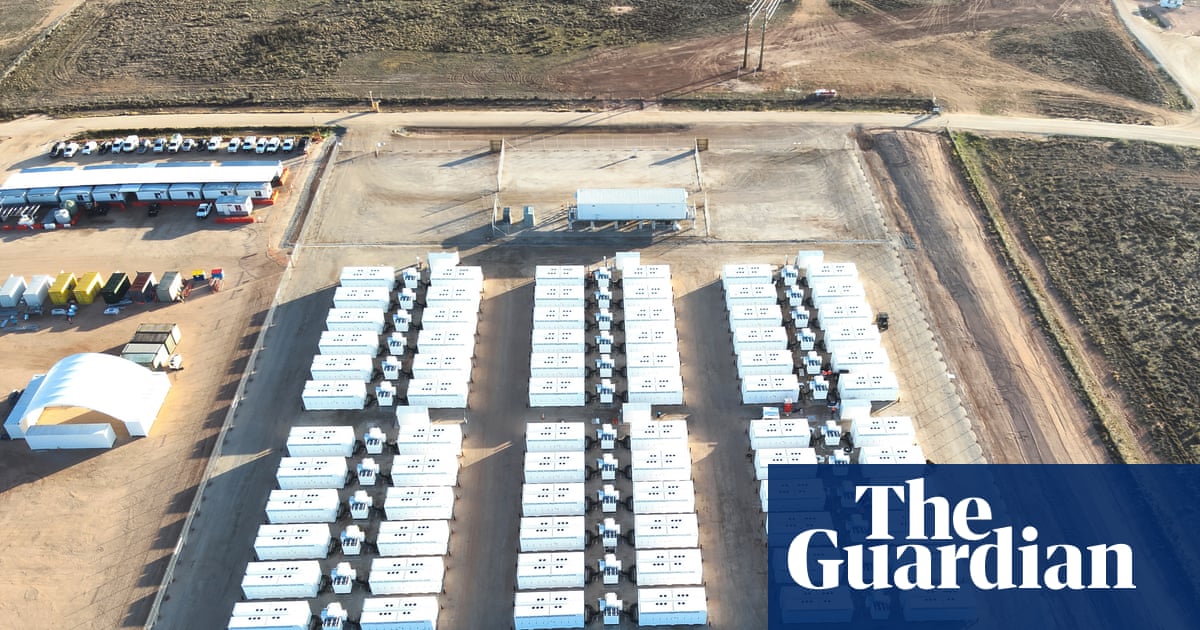 What is ‘dunkelflaute’? And how will a new long-duration battery change Australia’s energy grid? | Energy