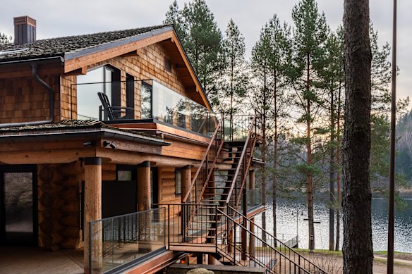 Esperanza Lake Resort is a place to experience the country’s natural beauty in five-star style.