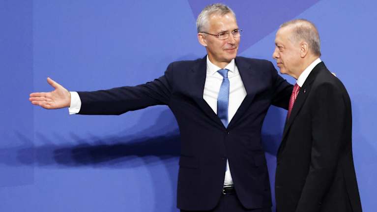 Jens Stoltenberg ja Recep Tayyip Erdogan.