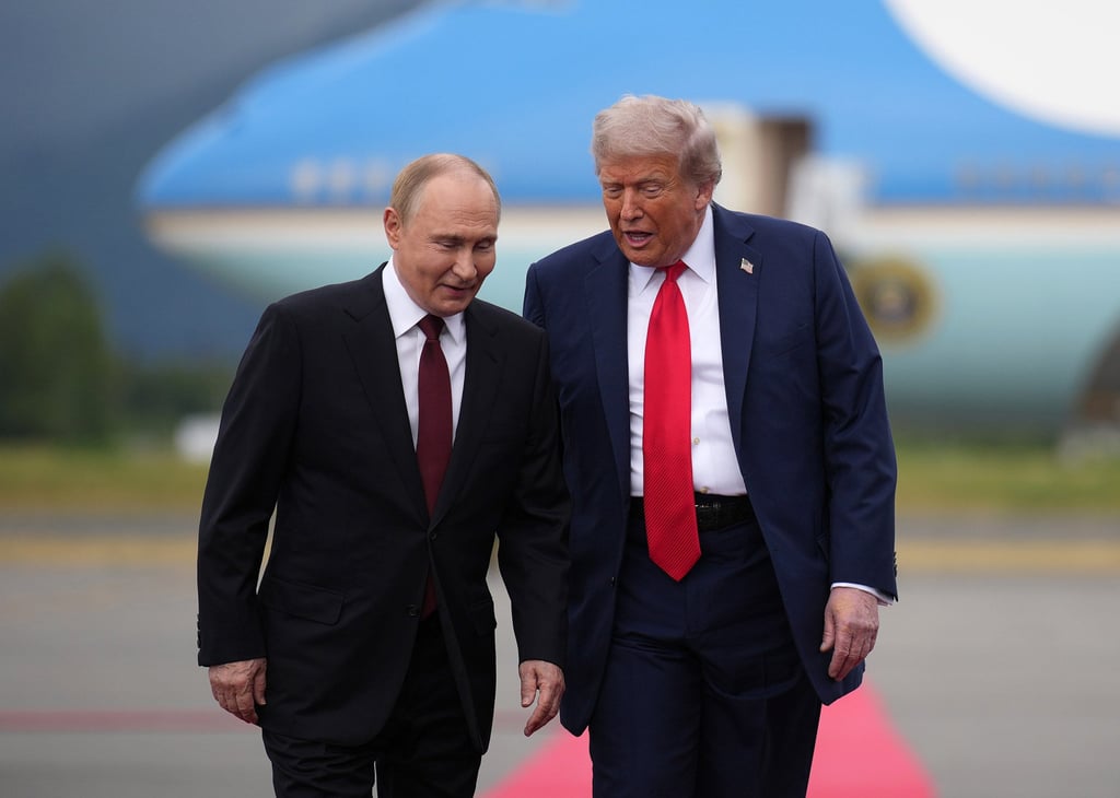 Presidents Vladimir Putin and Donald Trump arrive for their summit in Anchorage, Alaska, on August 15. Photo: TNS Presidents Vladimir Putin and Donald Trump arrive for their summit in Anchorage, Alaska, on August 15. Photo: TNS